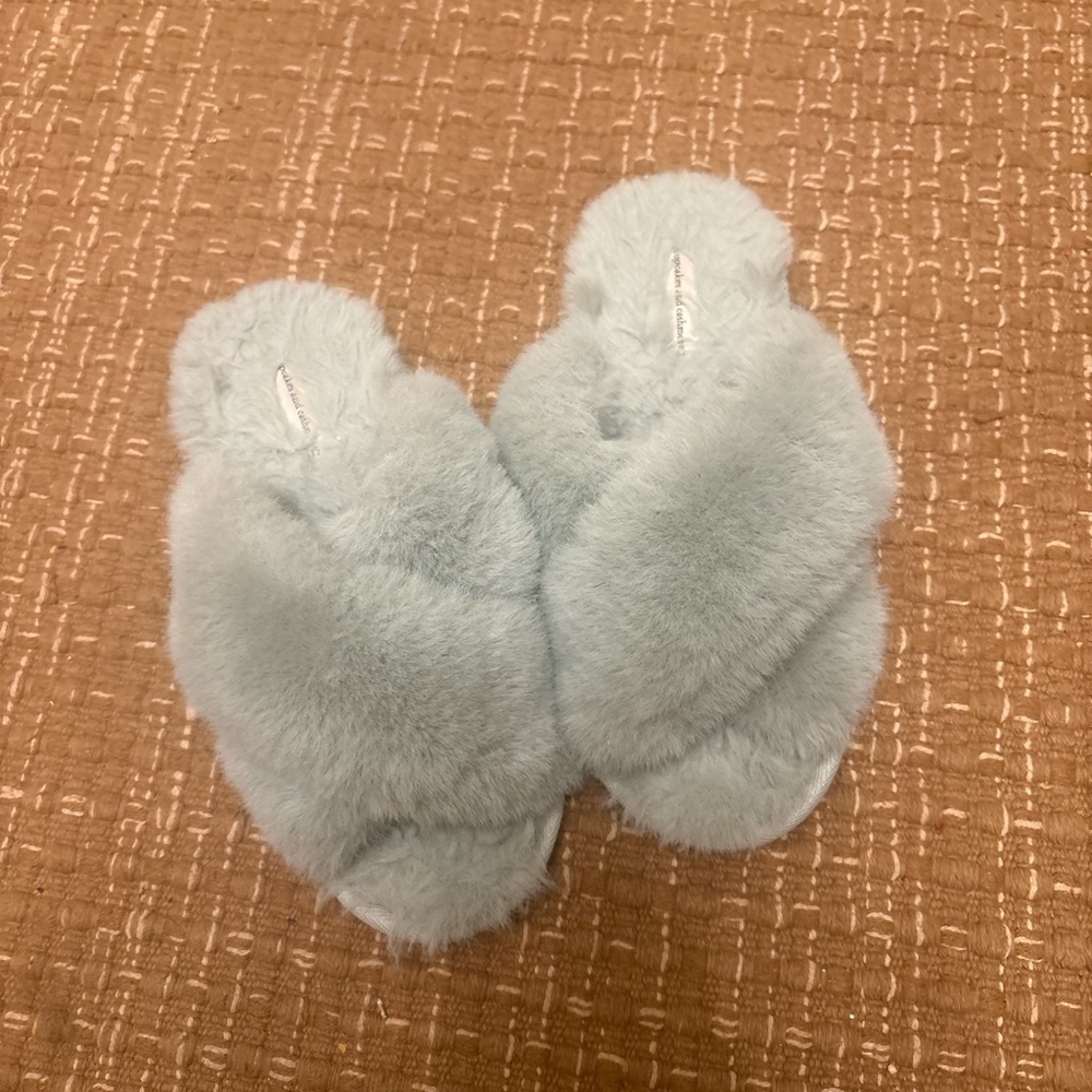 Cupcakes & Cashmere Light Gray Plush Slippers